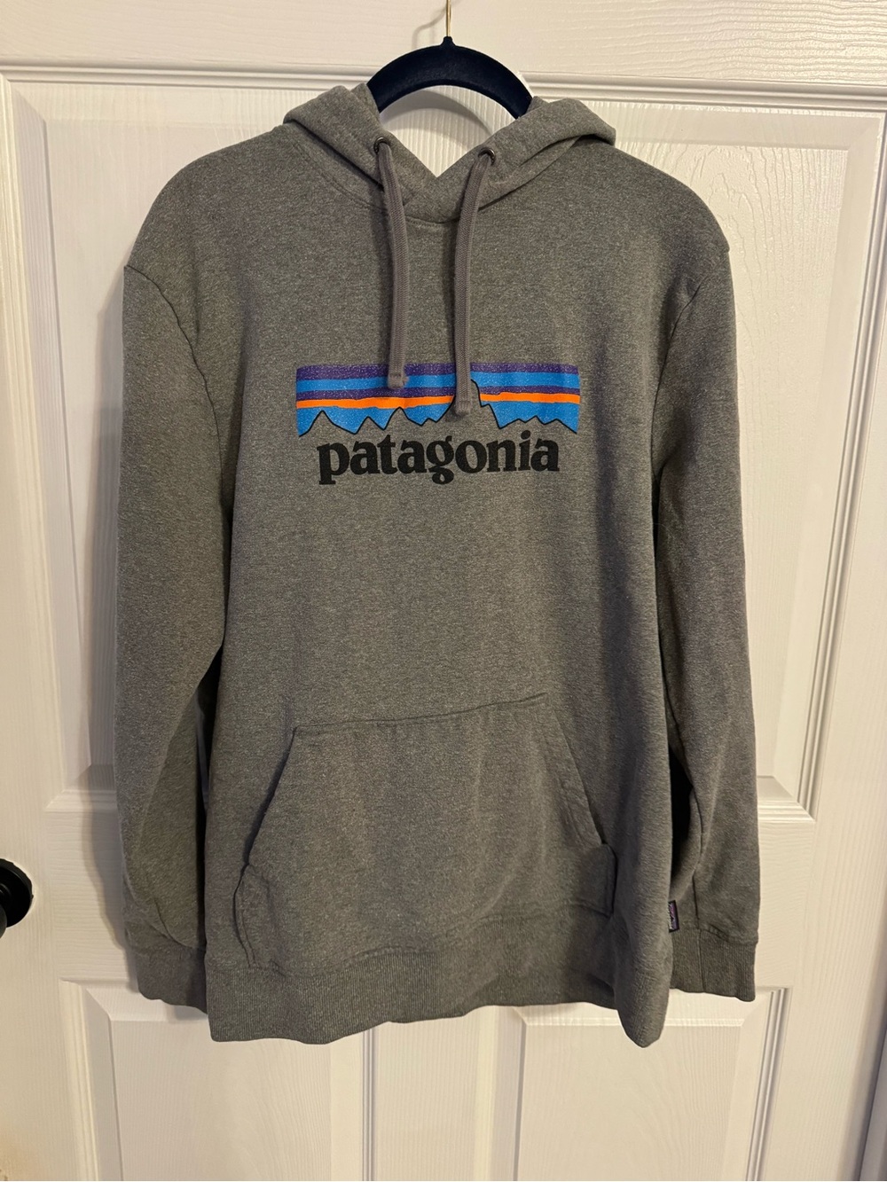 Patagonia P-6 Logo Uprisal Hoodie Men’s L Gray Pullover